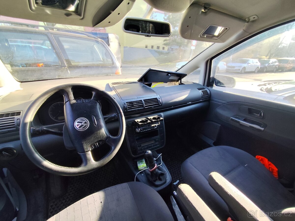 Alhambra, Sharan - 3