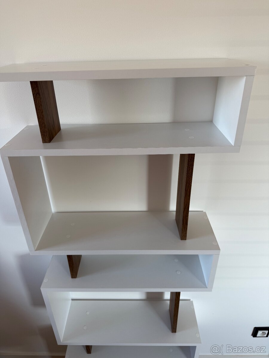 Designová skříňka/regál - 3