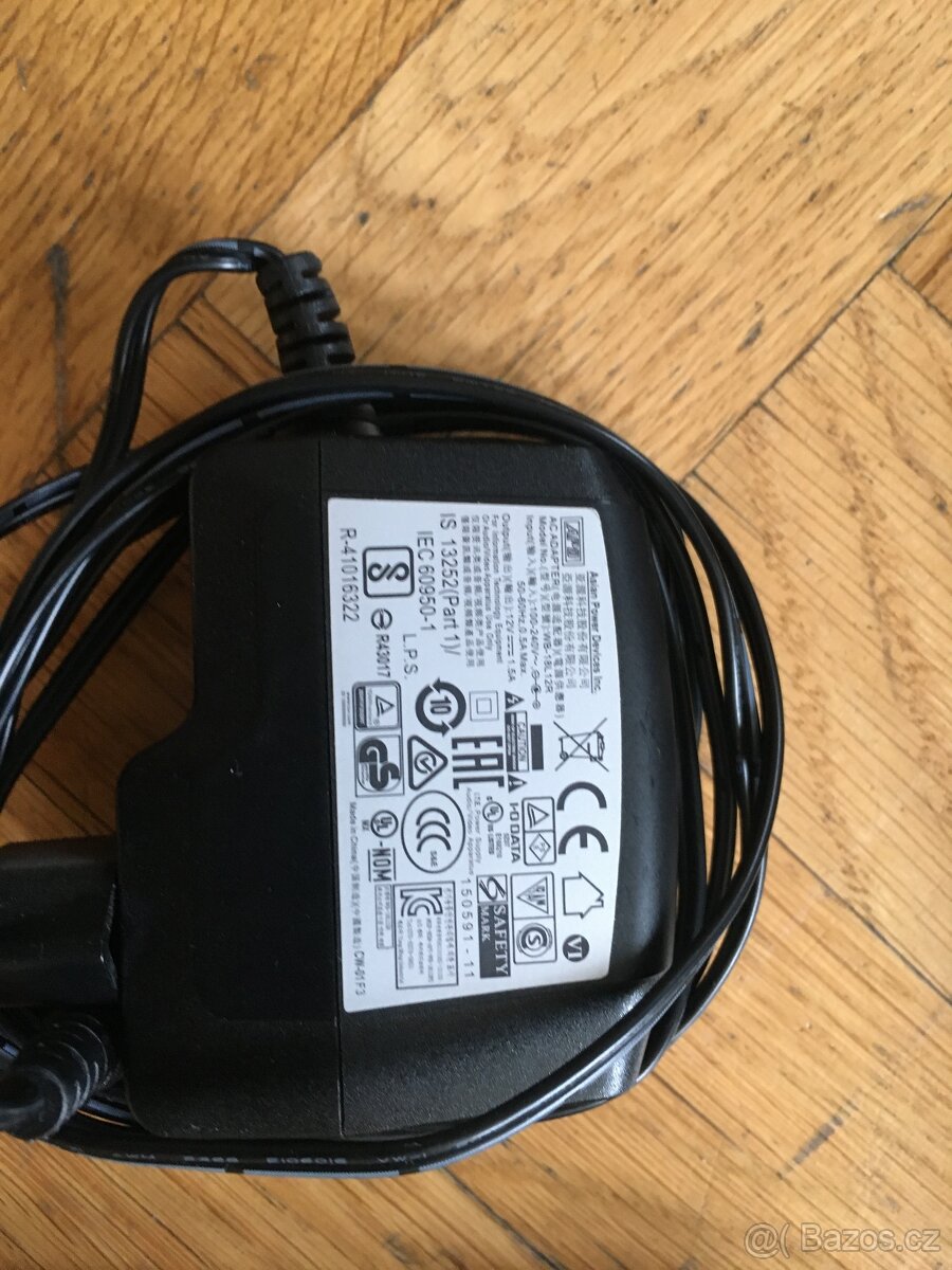 Extrení disk WD 500 GB + druhý na díly + příslušenství - 3