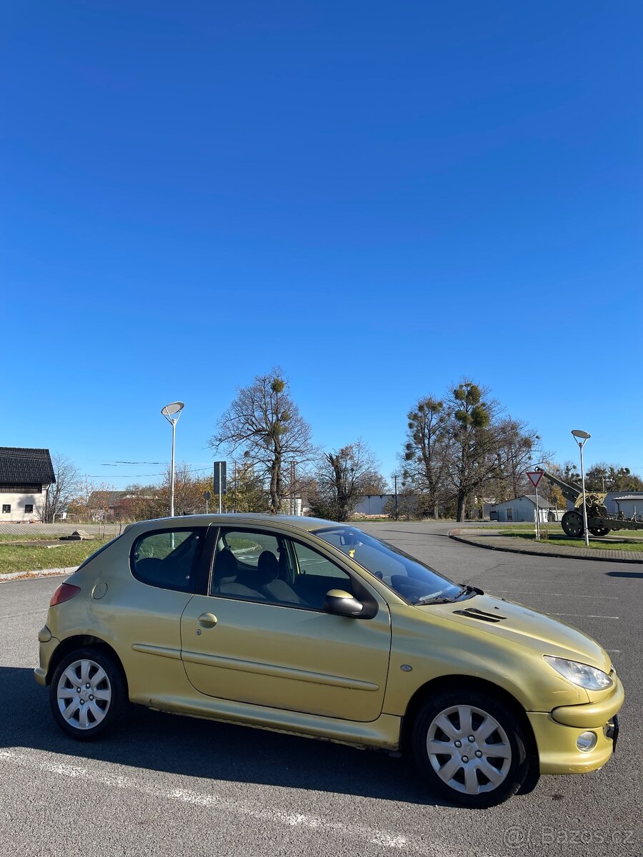 Peugeot 206 - 1.6 hdi (9HZ) 2004 - 3