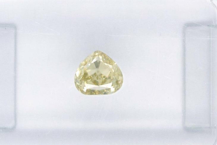 Diamant - Natural Fancy Light Yellow - 0,50ct - VS2 - 3