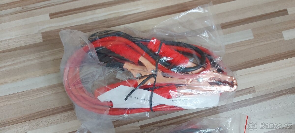 Startovací kabely 1,8m+svorky, měděné, nové. - 3