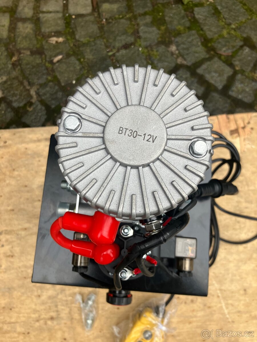 Hydraulické čerpadlo 12V, 15l - 3