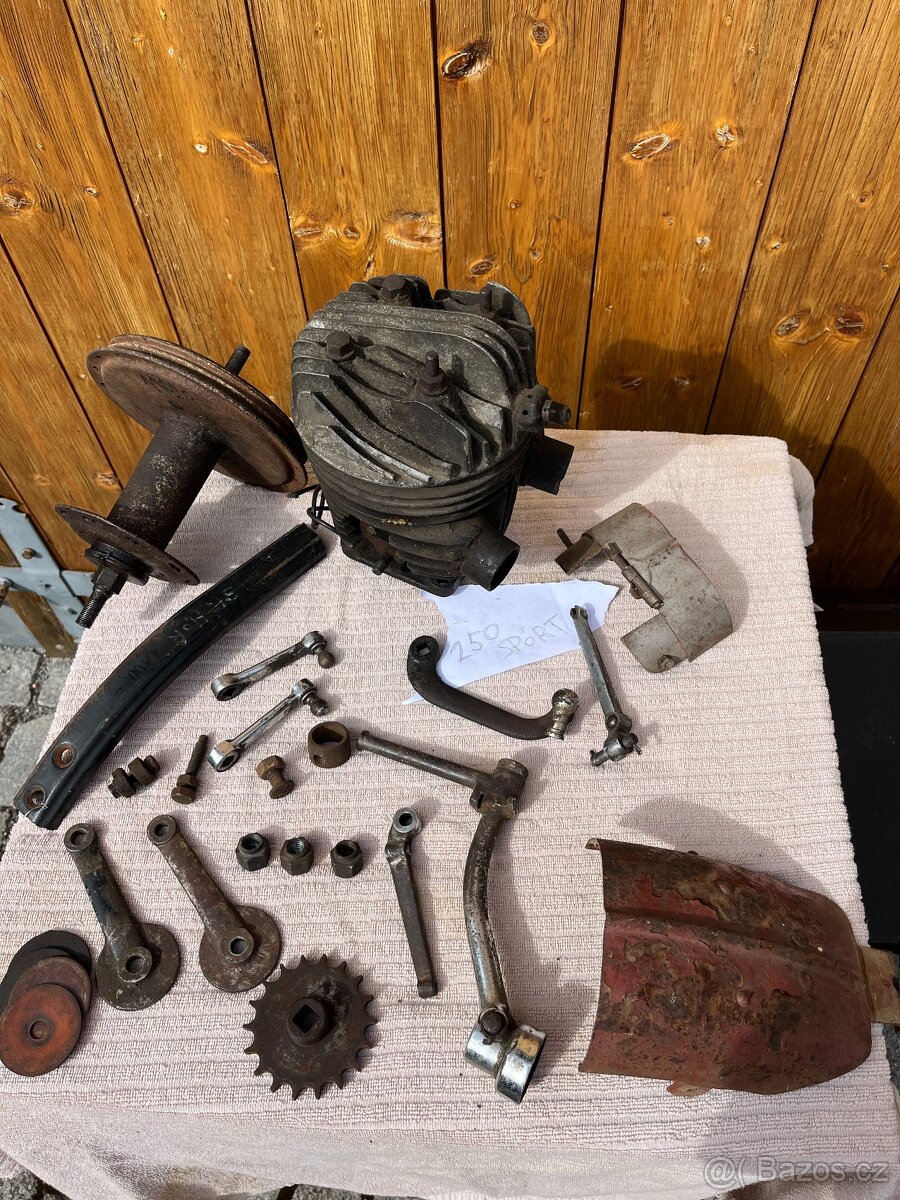 Prodám ČZ 250 předválečná díly i 175 - 3