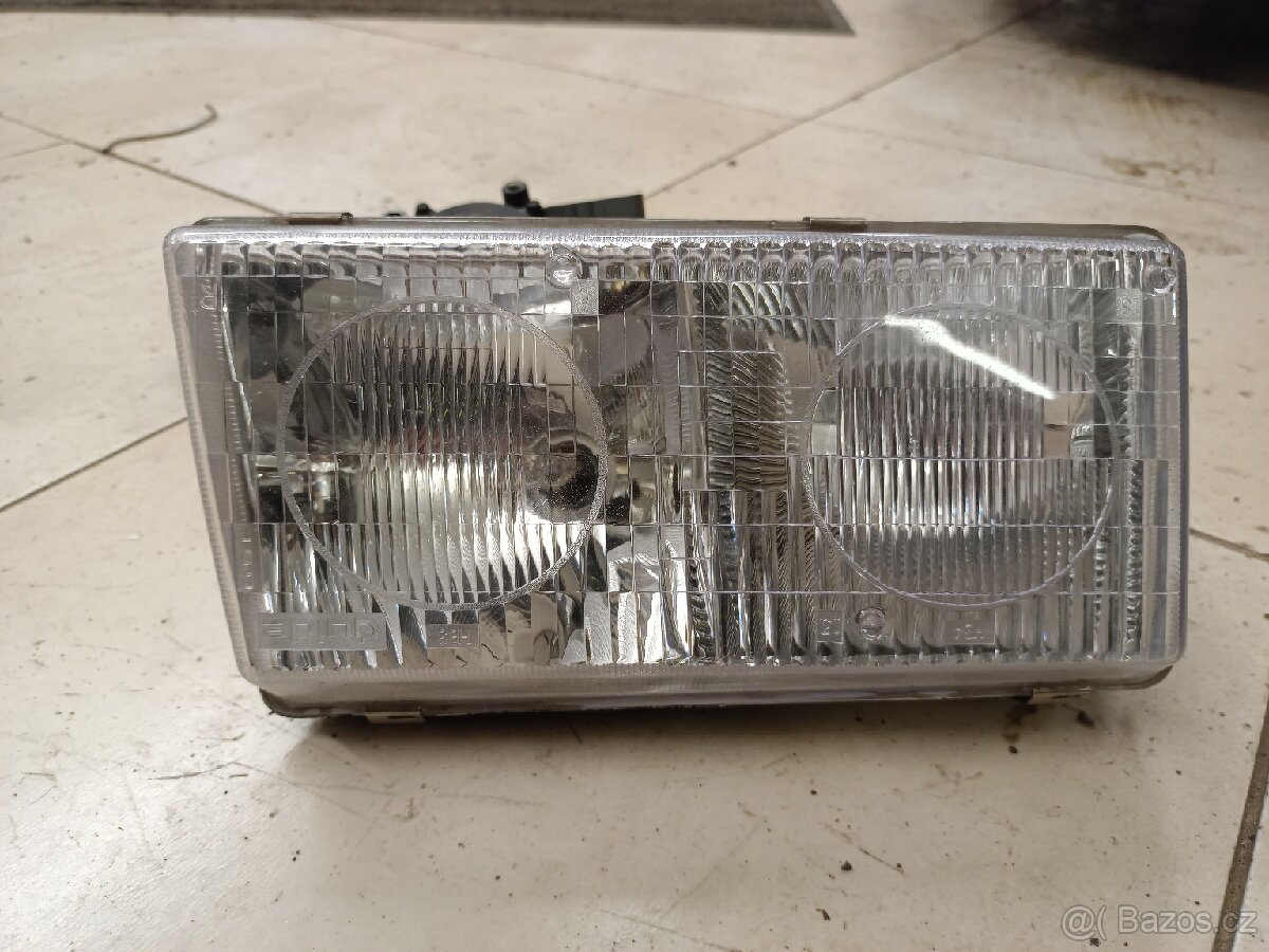 světlo Chevrolet Corvette C5 - 3