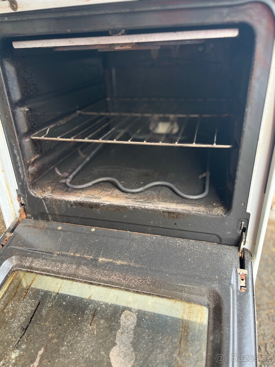 Mora elektrický sporak - 3