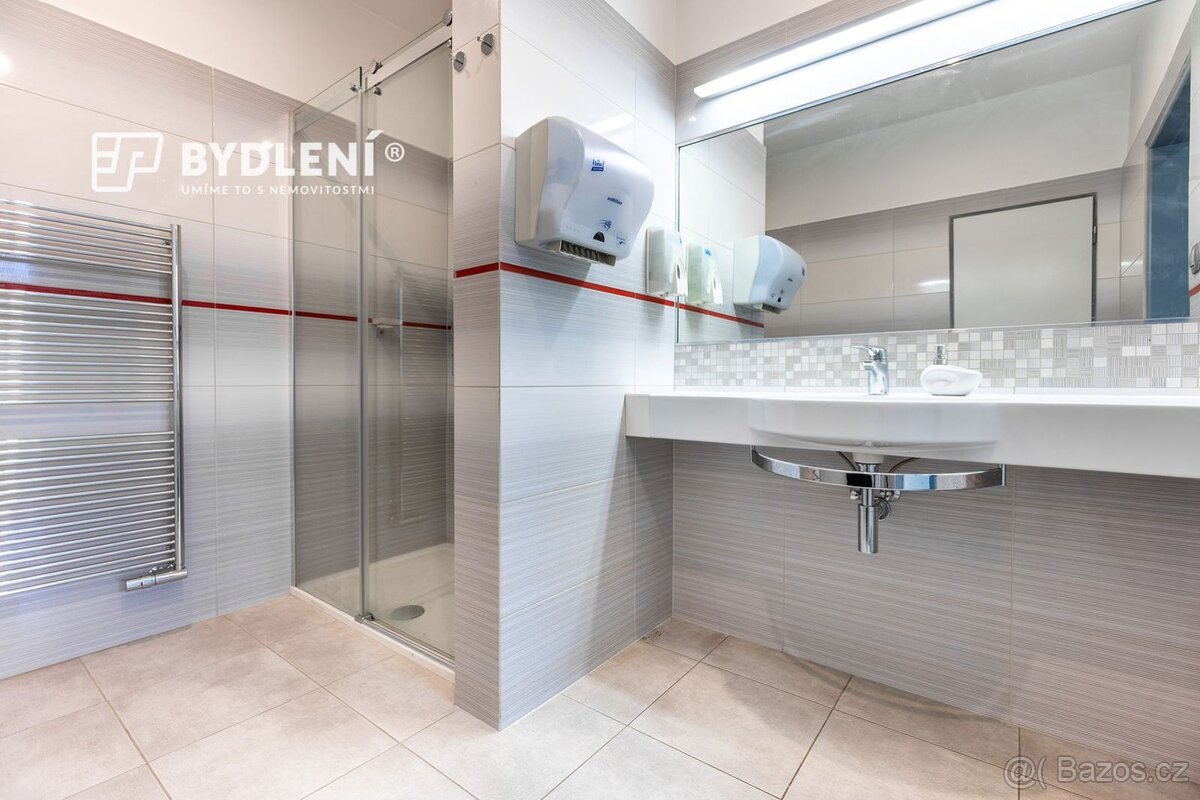 Pronájem komerčního prostoru 153 m, Teplice Modlanská ulice - 3