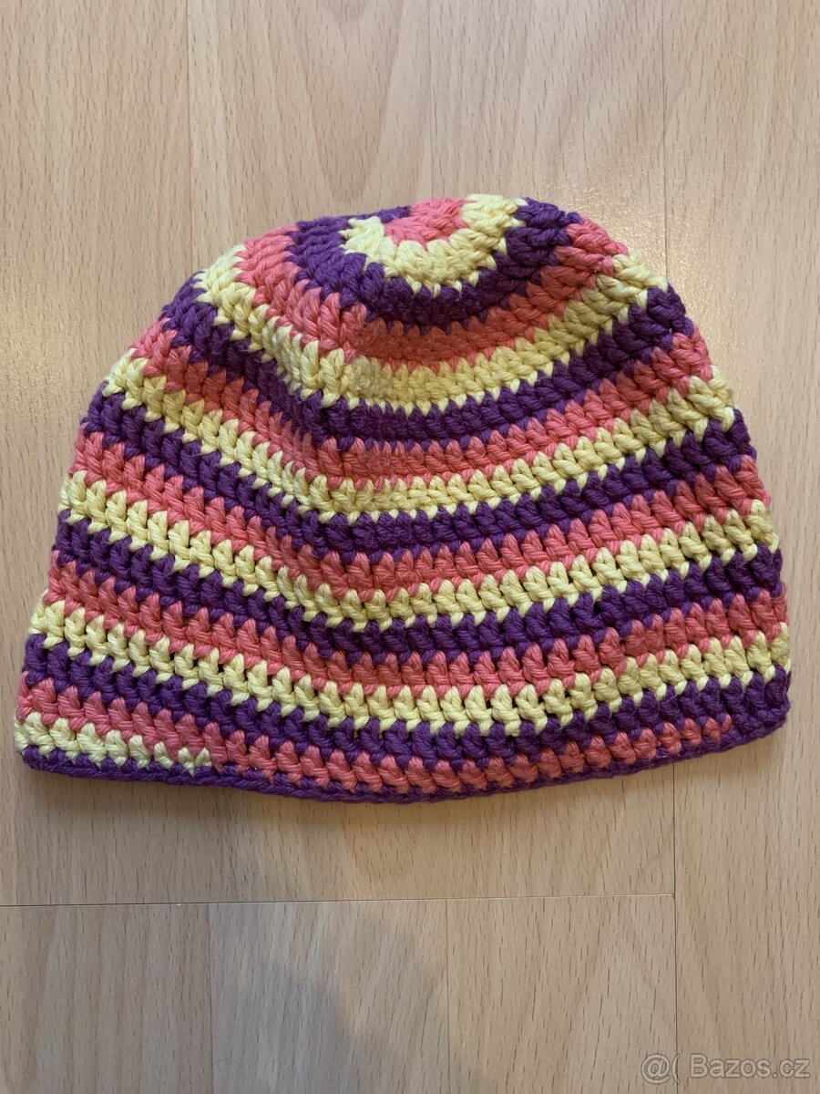 Háčkované čepičky vel. 3-5 let - 3