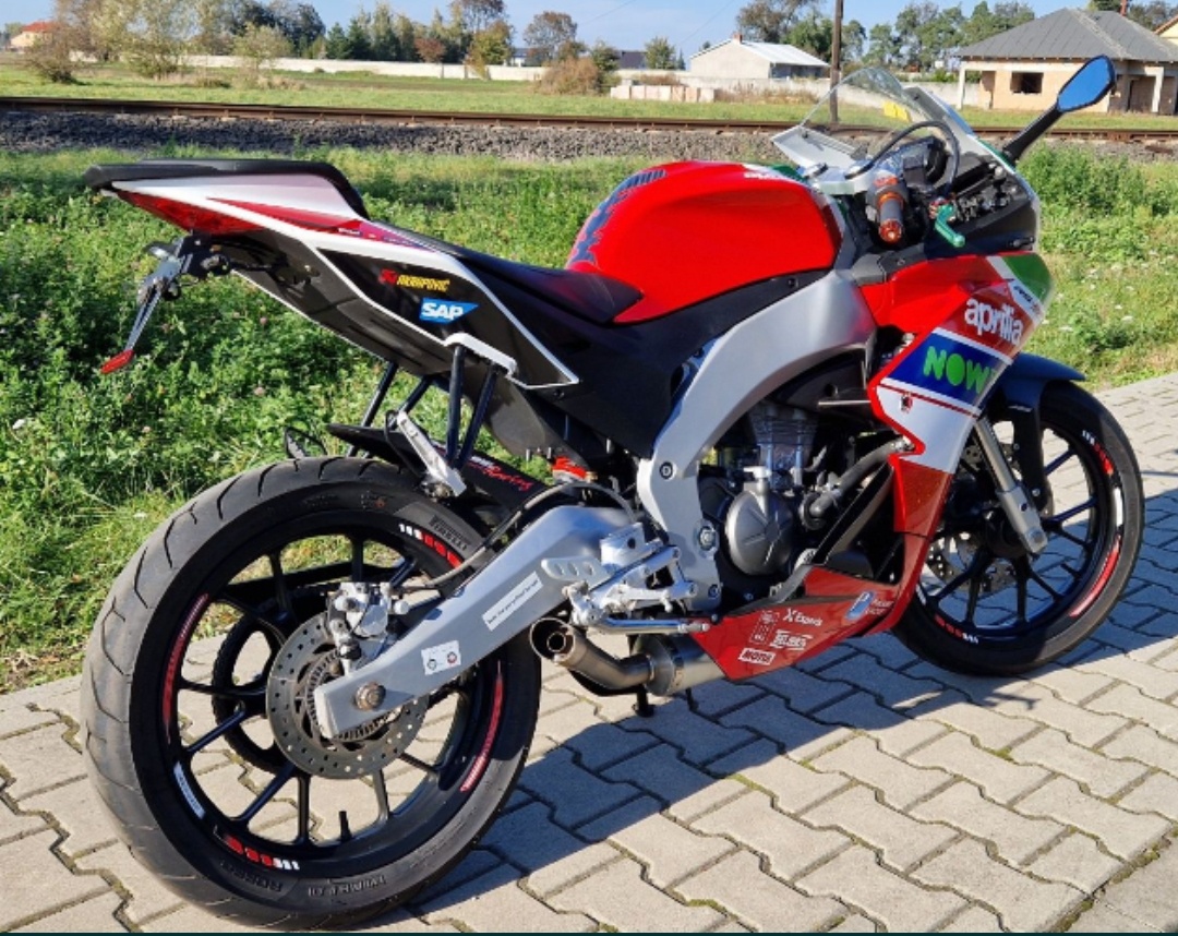 Aprilia RS4 125 - 3