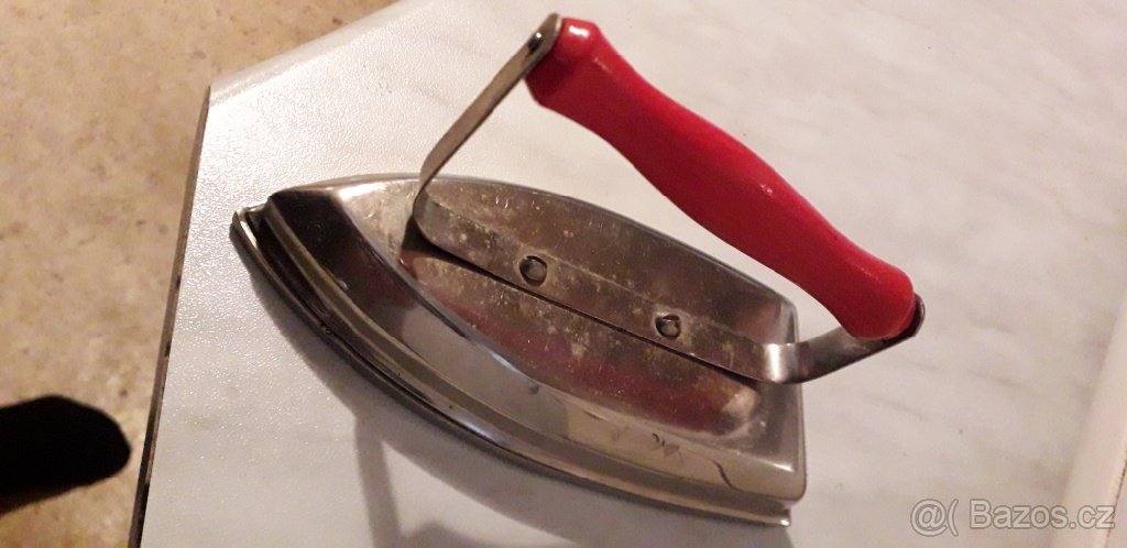 Retro dětská žehlička - 3
