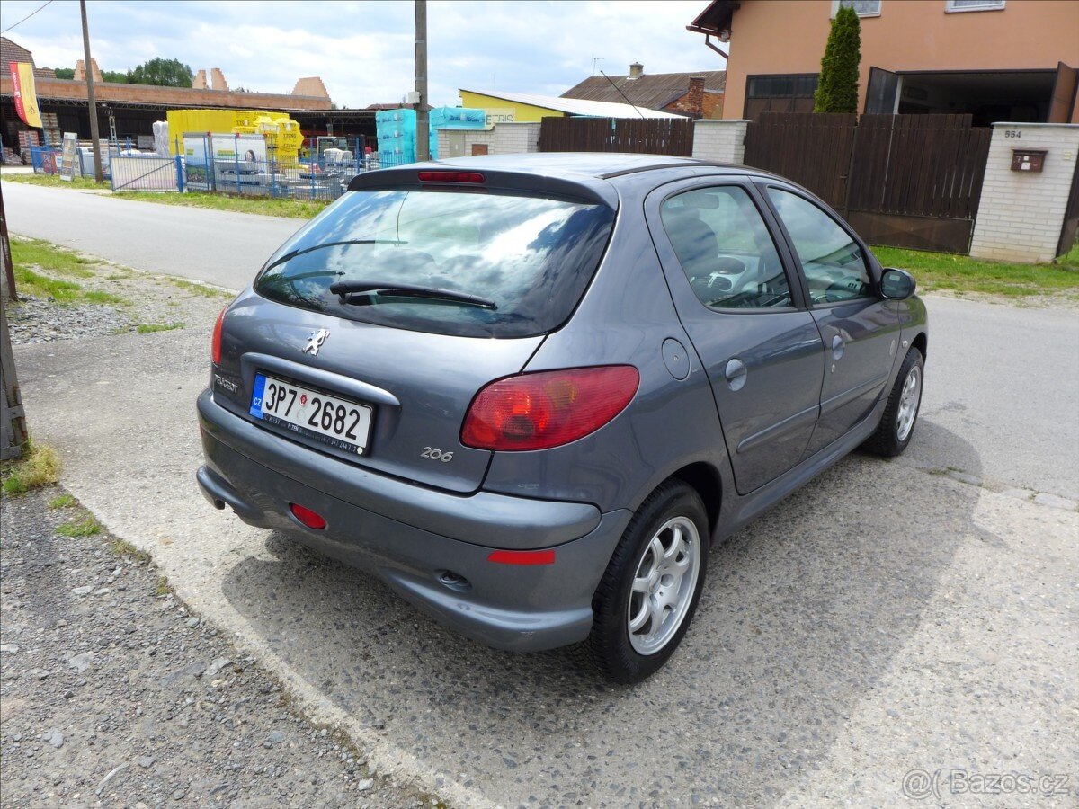 Peugeot 206 1,4 i 16V, KLIMA, ČR - 3