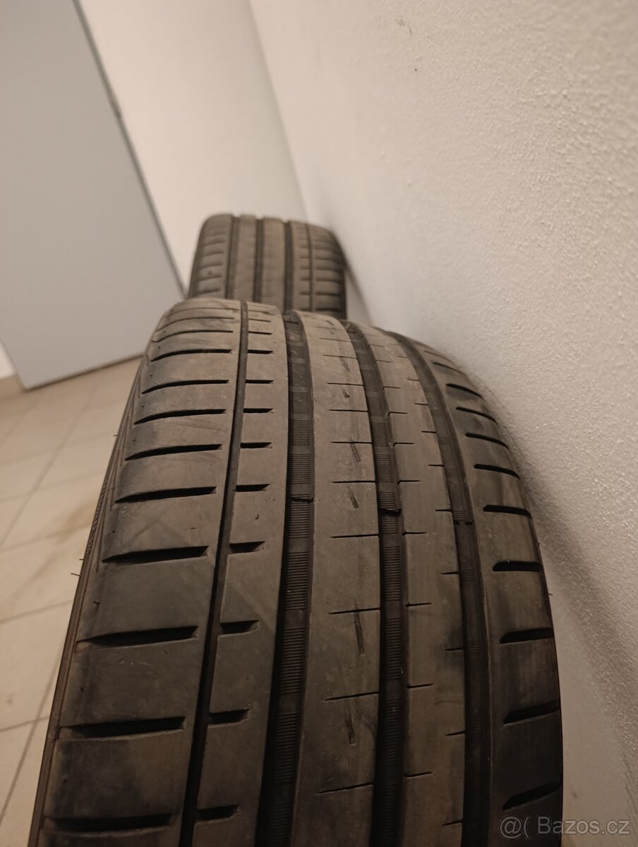 2x pneu 225/40/r18 - 3
