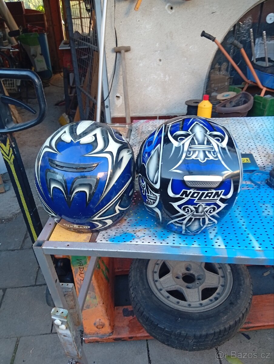 Starší helmy - 3