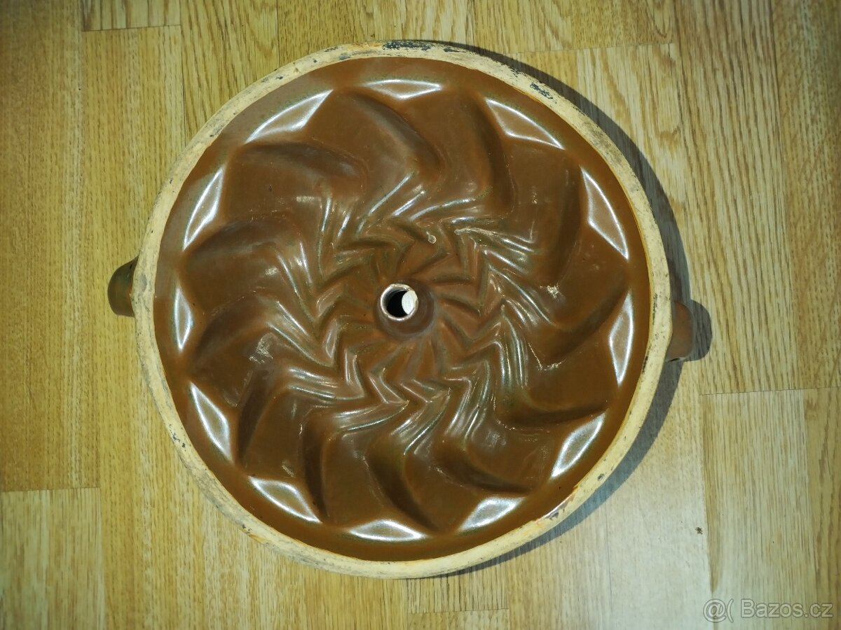 Střední formy na bábovku 3 kusy - 3