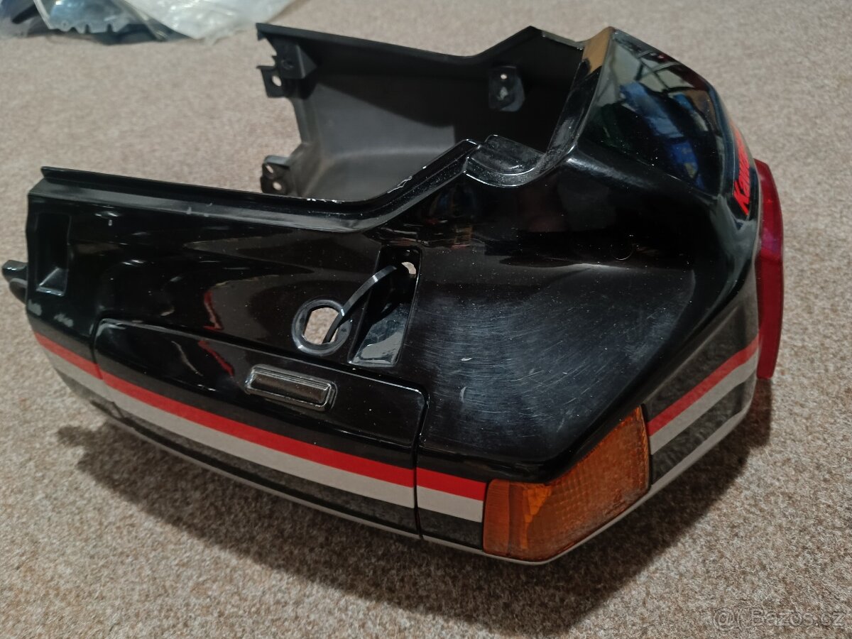 Podsedlovy plast Kawasaki ZX10 Tomcat - 3