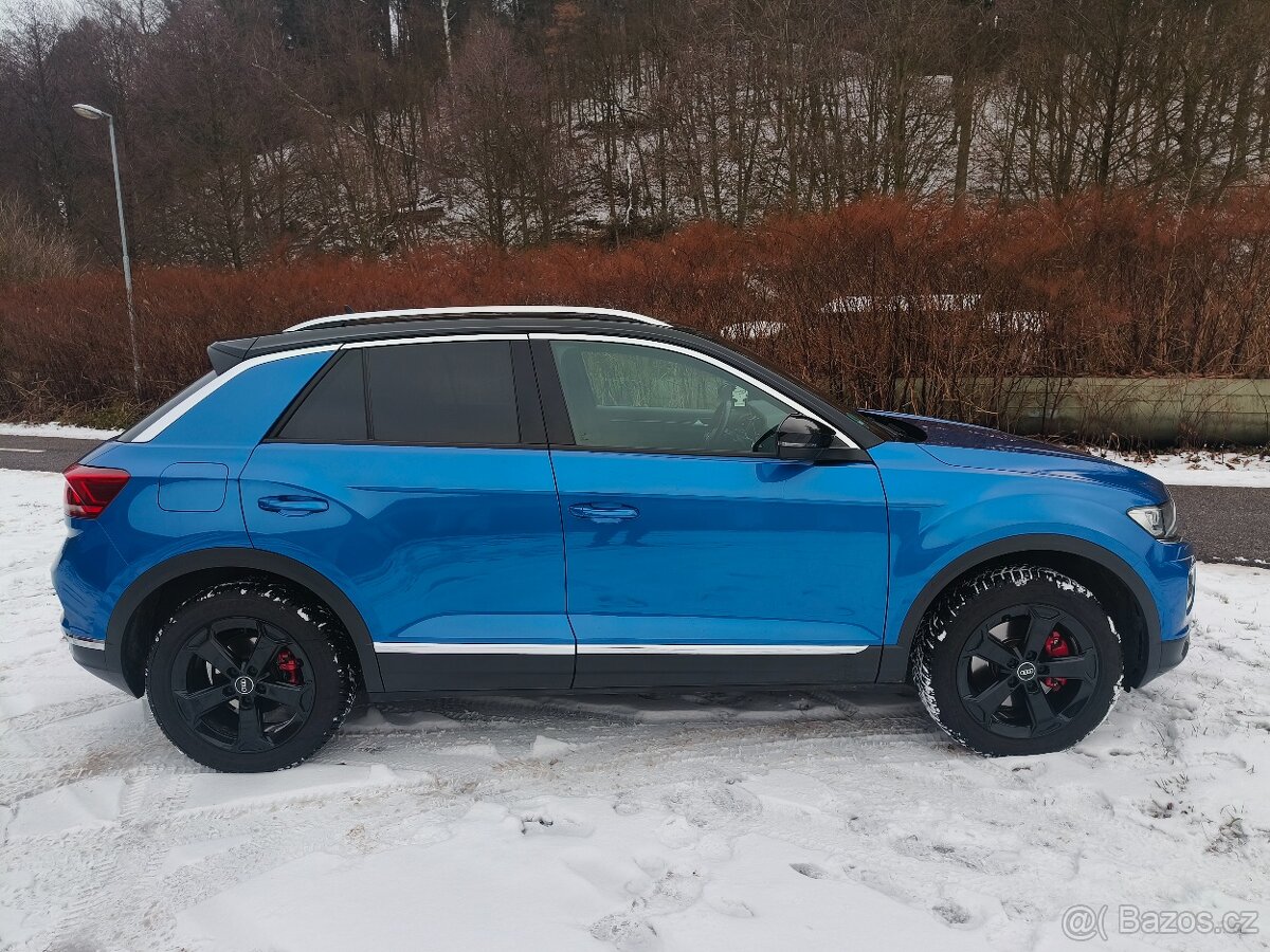 VW T-ROC Sport 4x4 DSG7 Výbava, ALU kola 19 + 17 zimní - 3