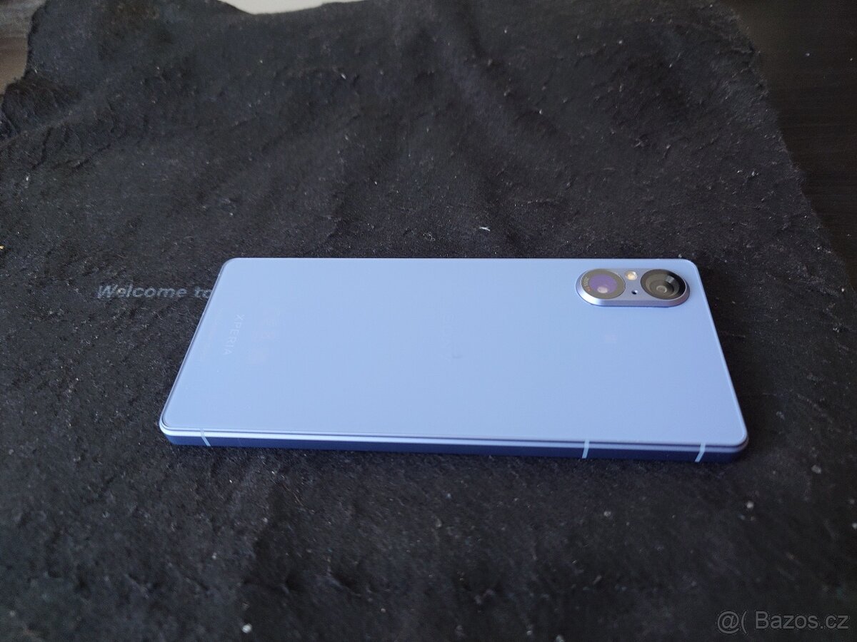 Sony Xperia 5 V Blue - 3