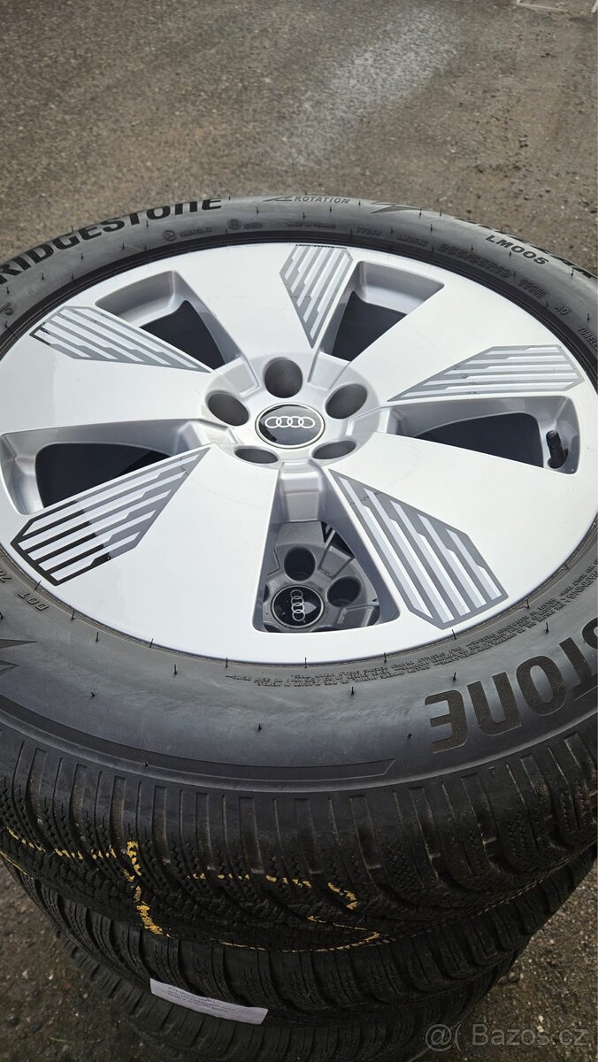 zimní originál Audi E-Tron Q7 Aero 4KE601025L 5x112 - 3