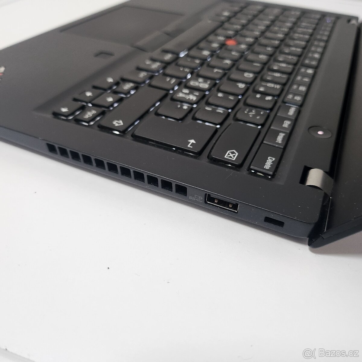 Lenovo Thinkpad T495s /Ryzen5 /Vega_2GB/16DDR4 - 3