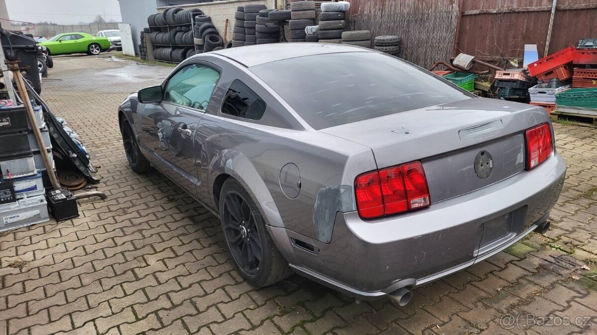 Ford mustang GT 4,6 v8 - 3