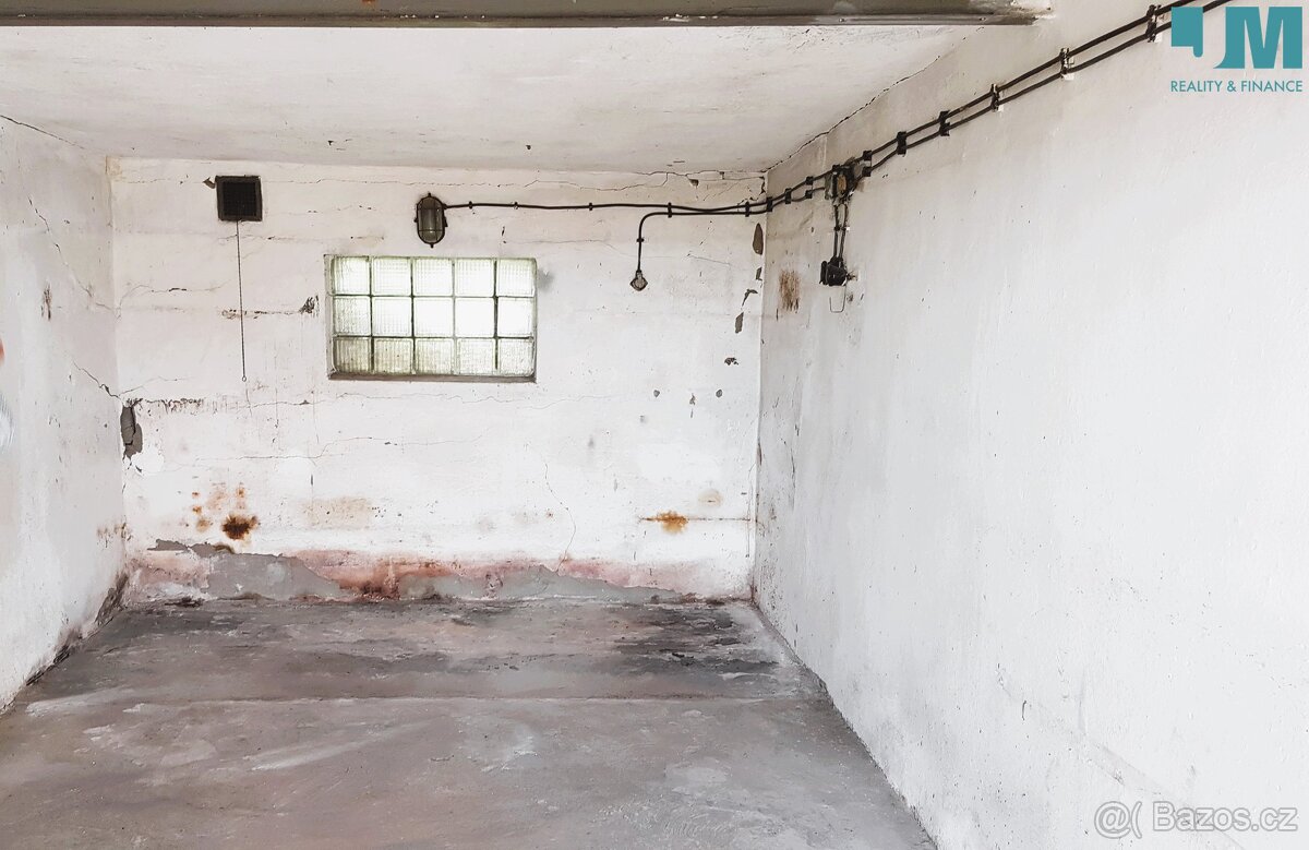 Prodej garáže, 21 m² - Bílovec, ev.č. 01824 - 3
