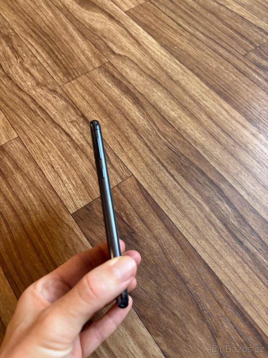 Samsung galaxy s10e - 3