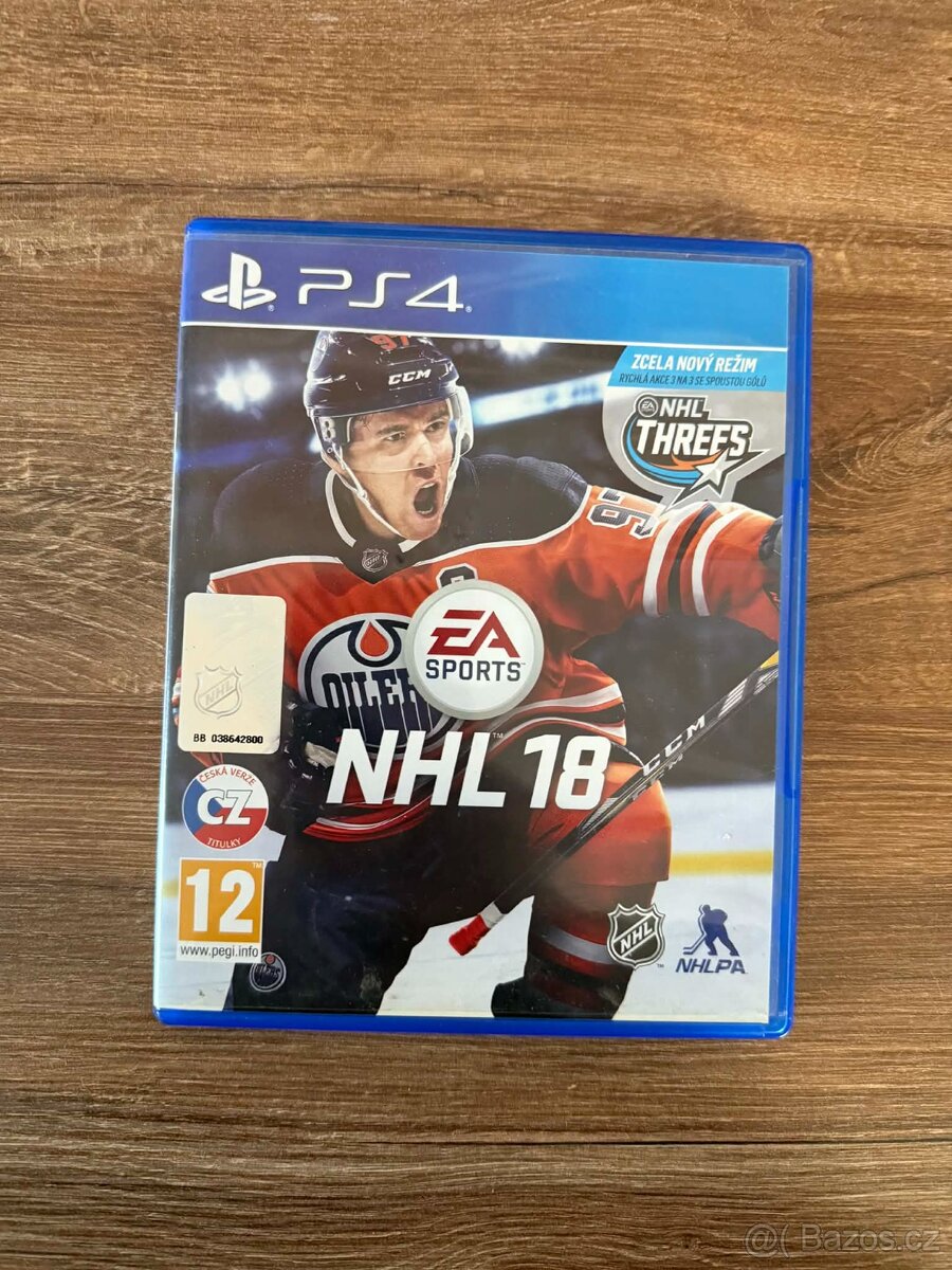 PS4 Slim 1 TB + 2x ovladač DualShock + 4 hry + nabíječka - 3