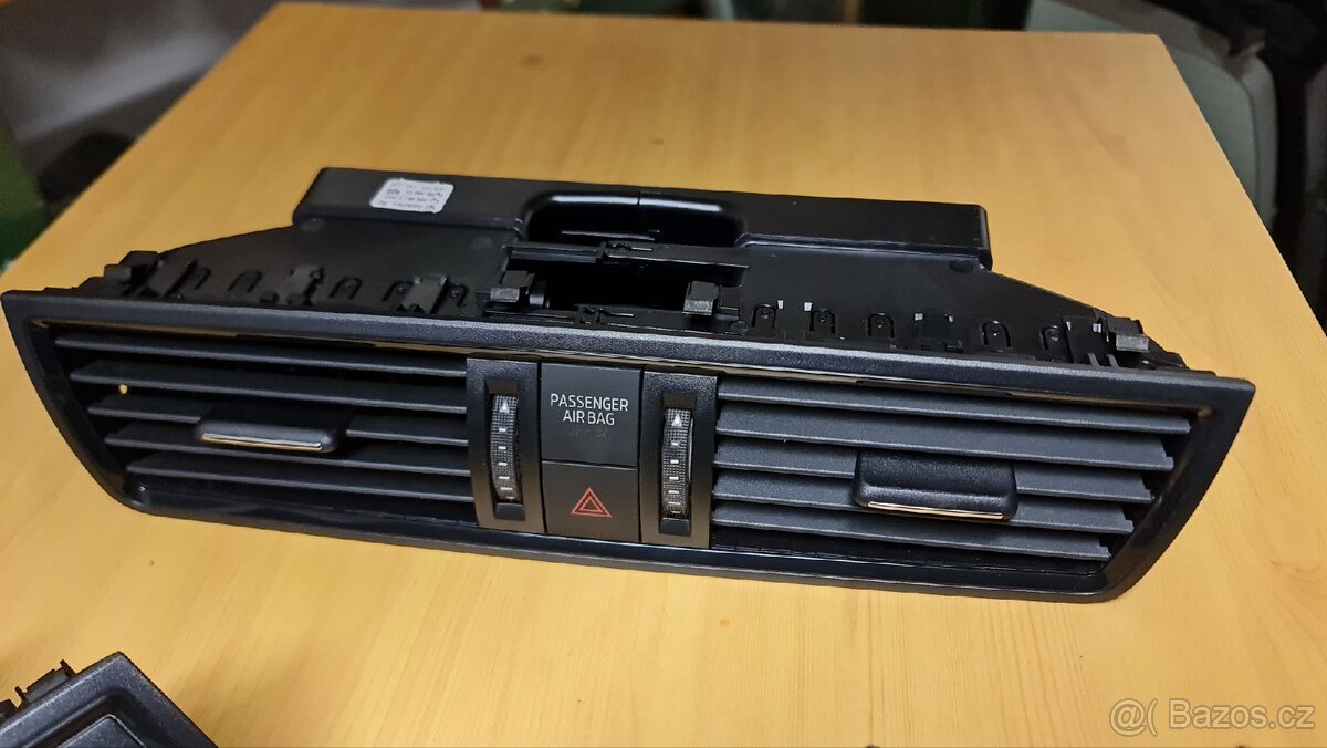 Škoda Rapid - mřížky topení - 3