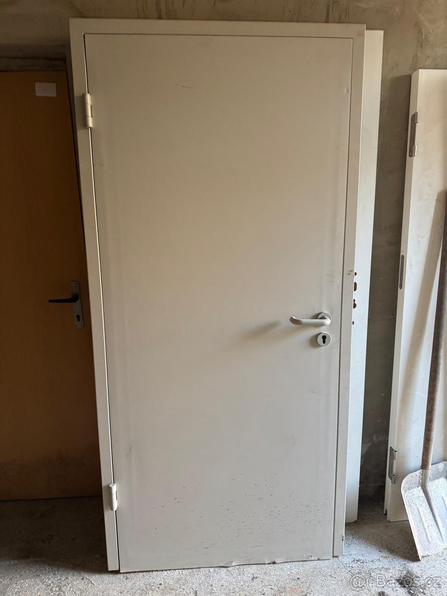 Prodám zárubeň + dveře - 3