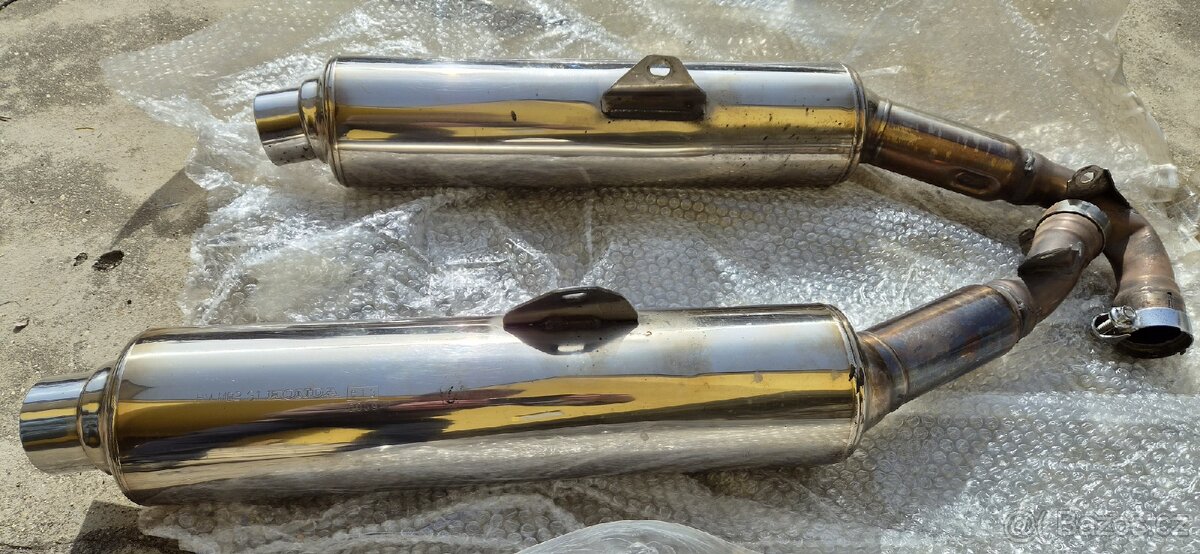 Výfuky Honda VTR 1000F - 3