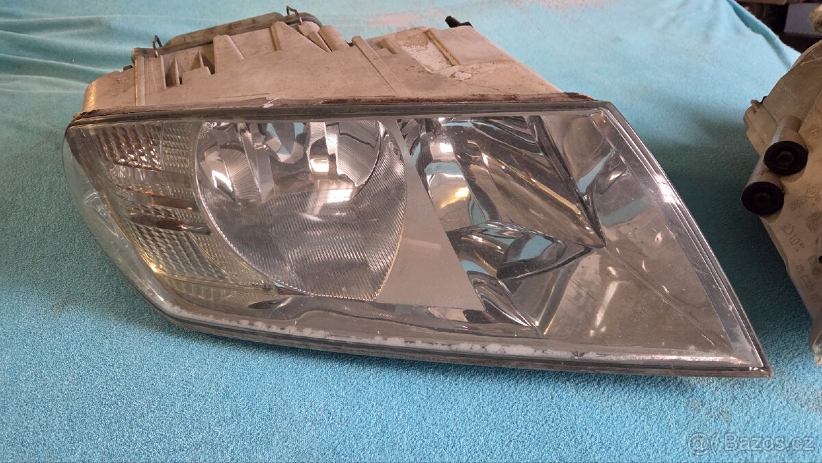 Přední světla Škoda Octavia 2 - 3