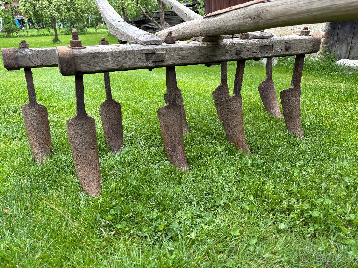 Historický kultivátor - 3