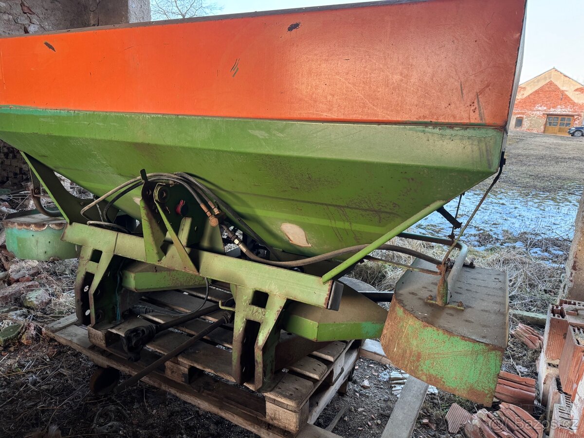 Rozmetadlo Amazone ZA -U 2100 - 3