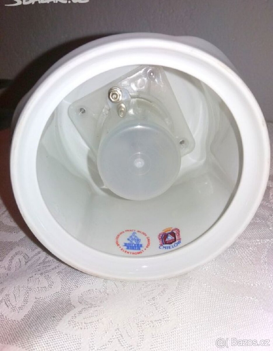 Mlýnek na kávu-nový - 3