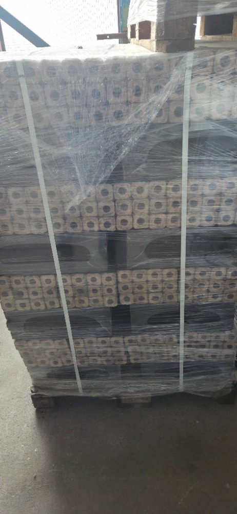 DŘEVĚNÉ BRIKETY PINI KAY - 3