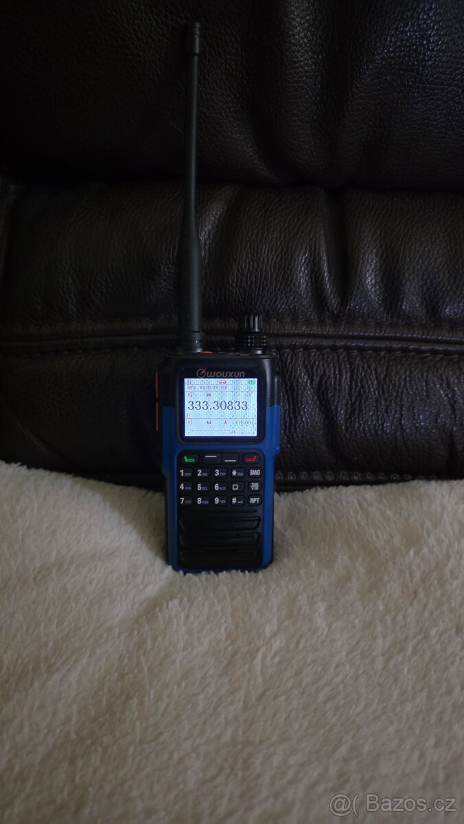 Vysílačka wouxun - 3