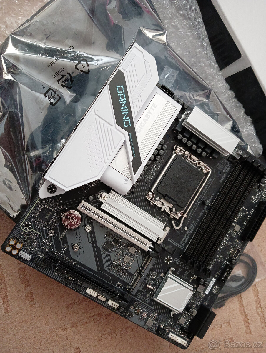 GIGABYTE Z890M GAMING X, sock. 1851 - 3