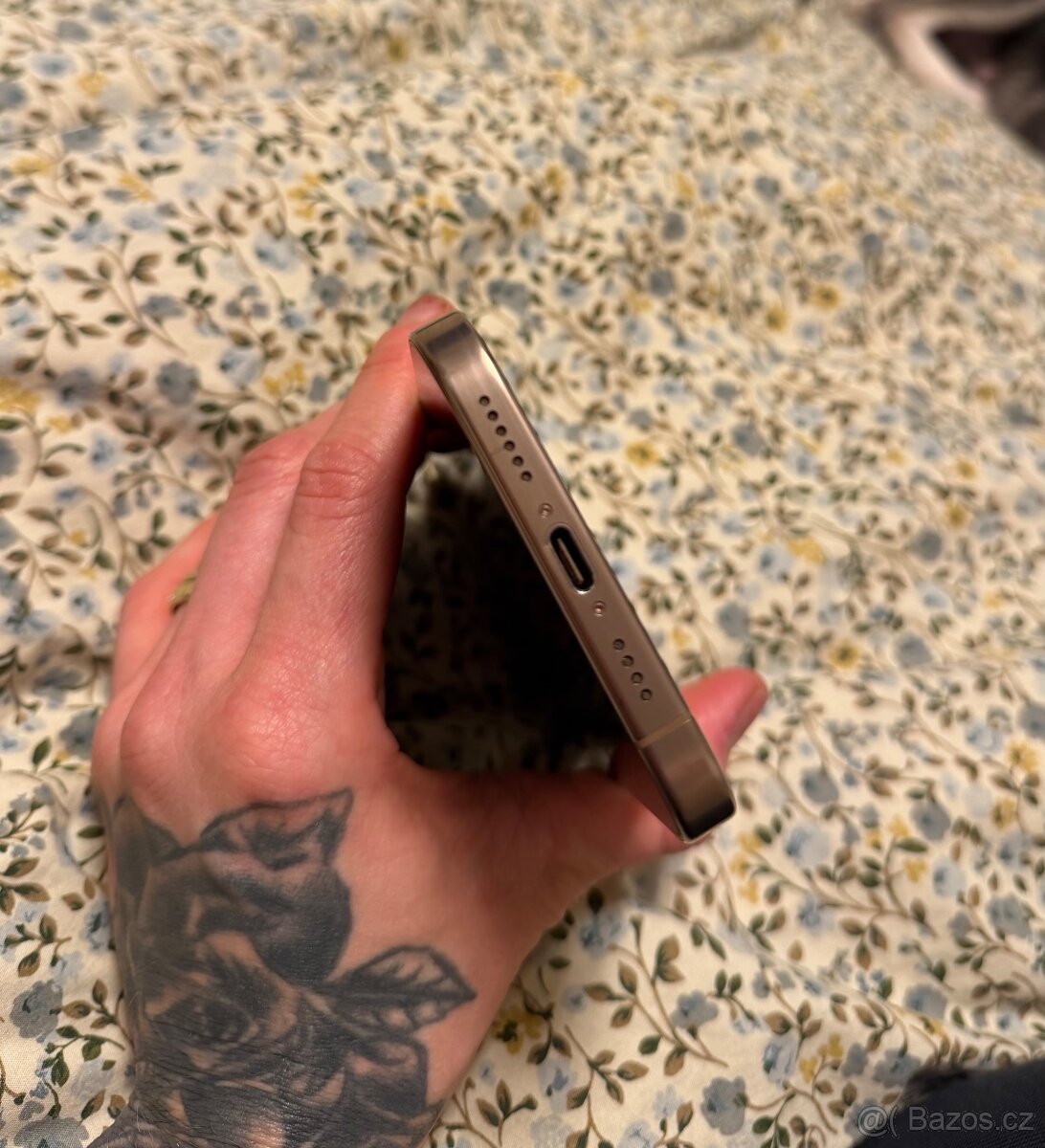 Apple iPhone 16 pro max 256 GB - 3