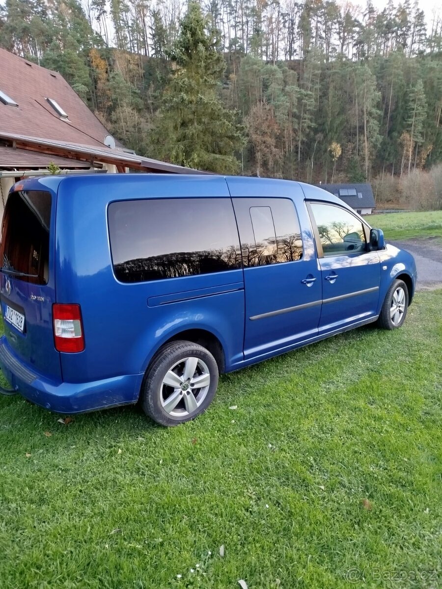 Prodám VW Caddy dlouha verze 2.0 tdi 103kw 2008 - 3