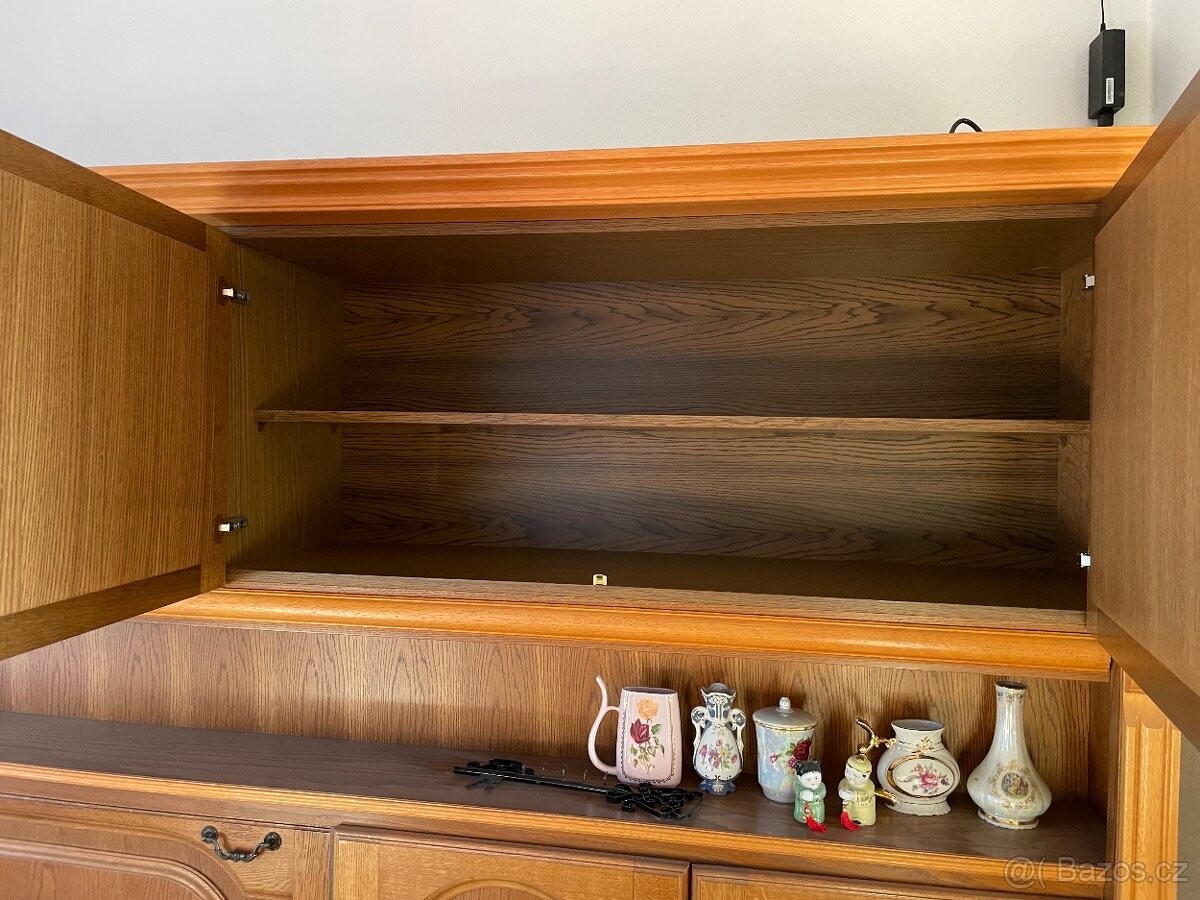 Obývací stěna / dvířka - 3
