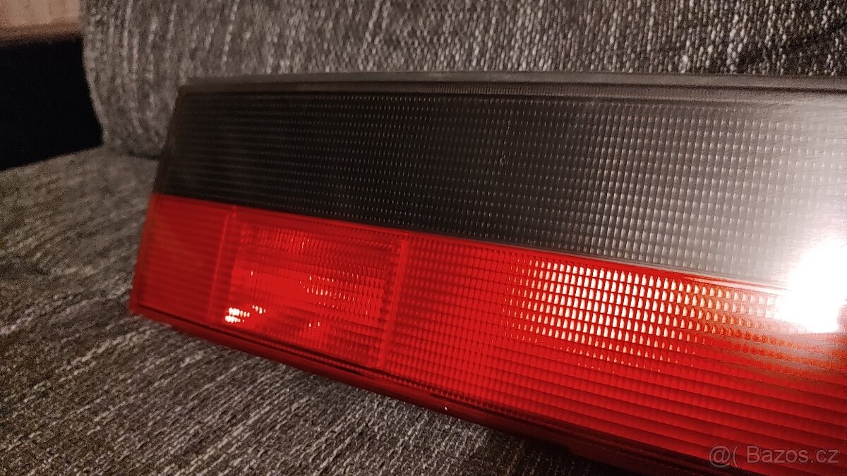 SAAB 9000 CS - nepopraskaný středový panel - 3