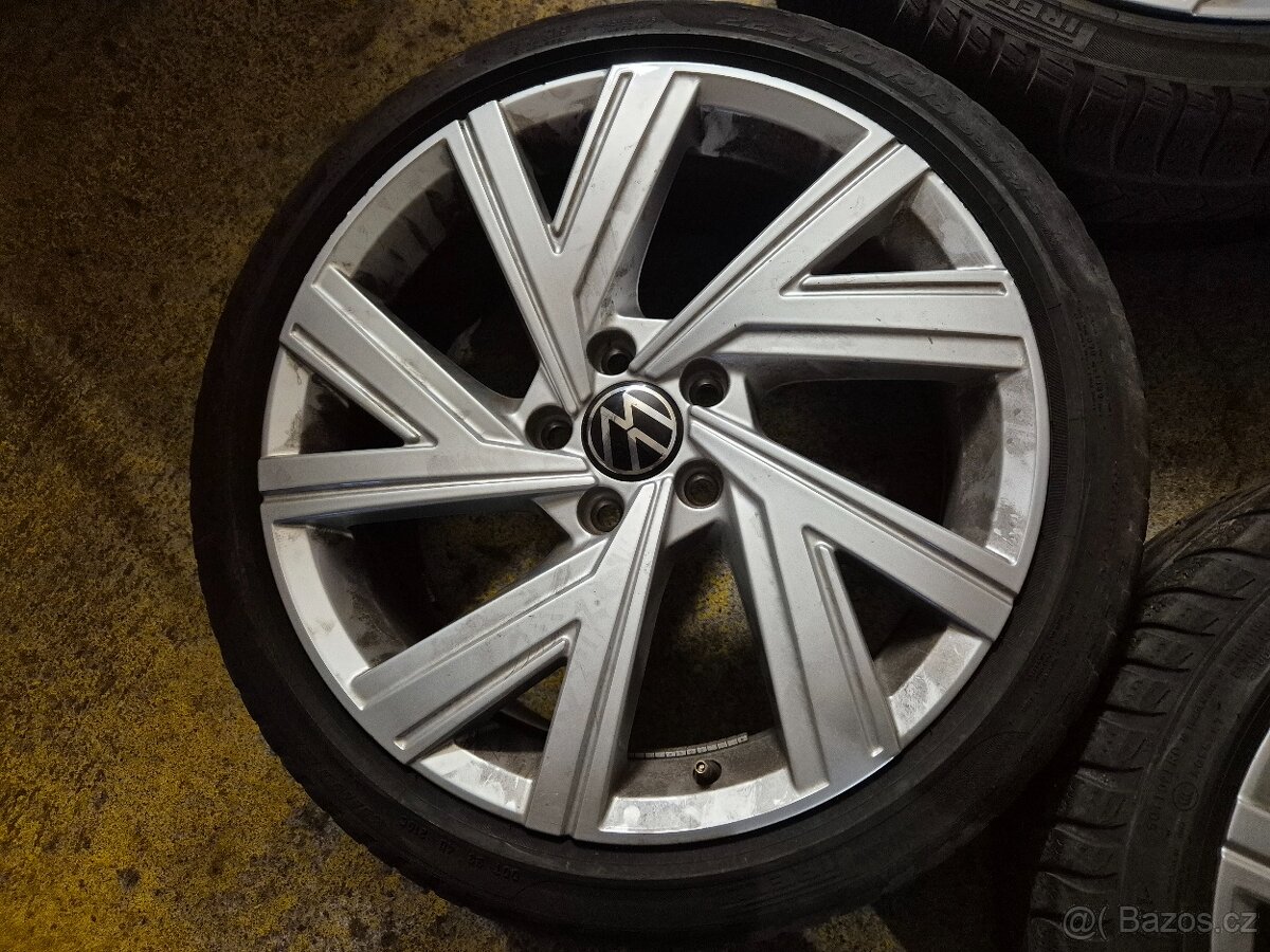 5x112 vw 225/40 R18 - 3