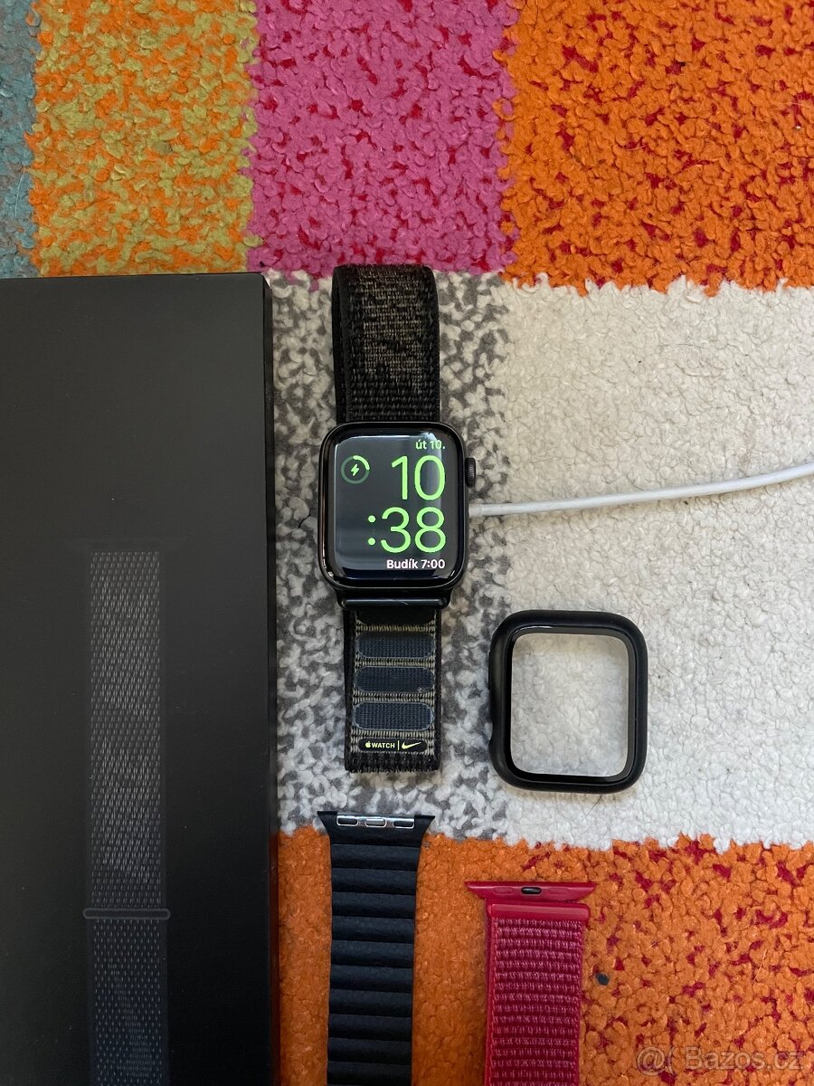 Apple Watch Nike SE 40 mm - 3