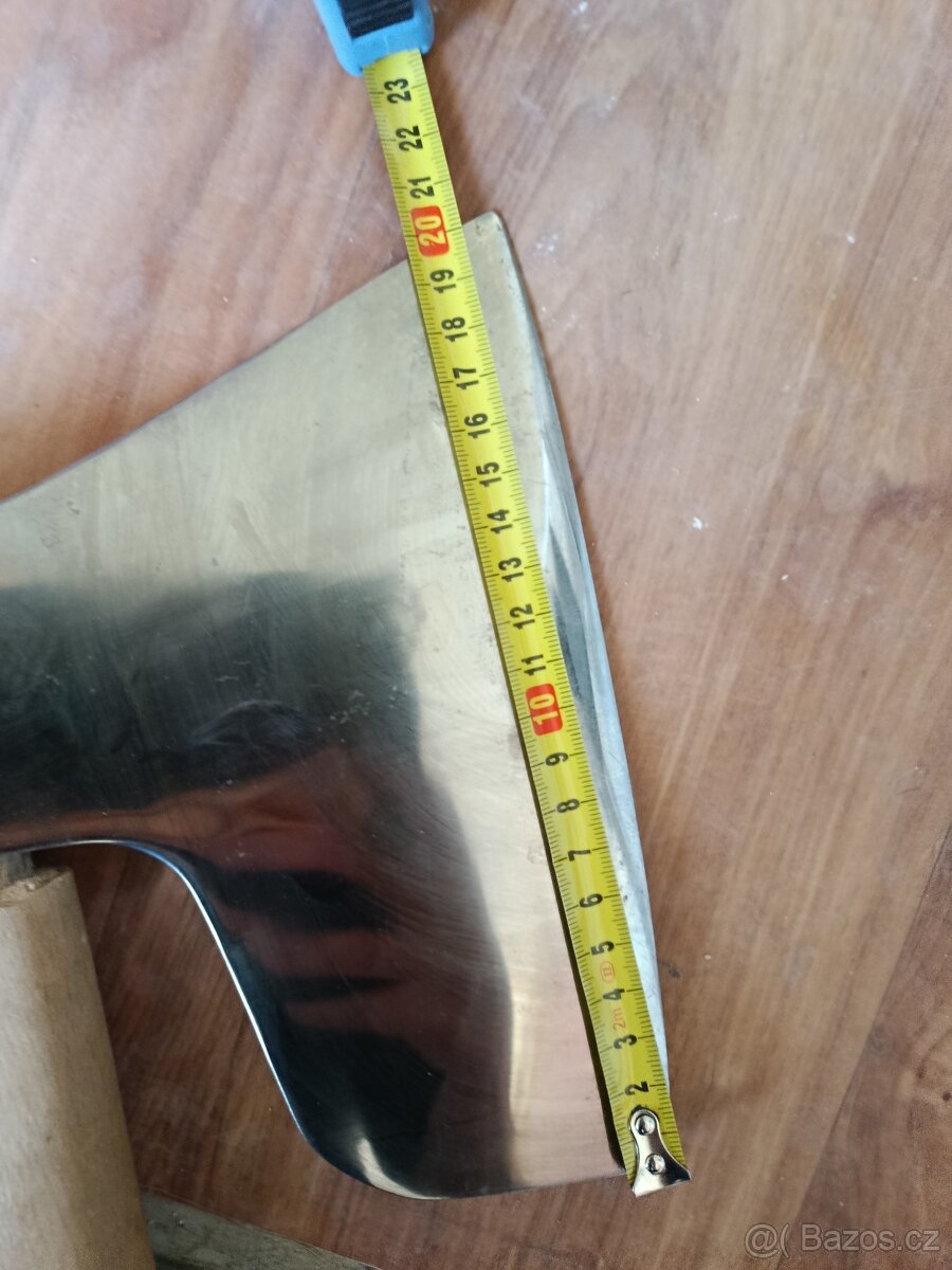 Řeznická sekera - 3