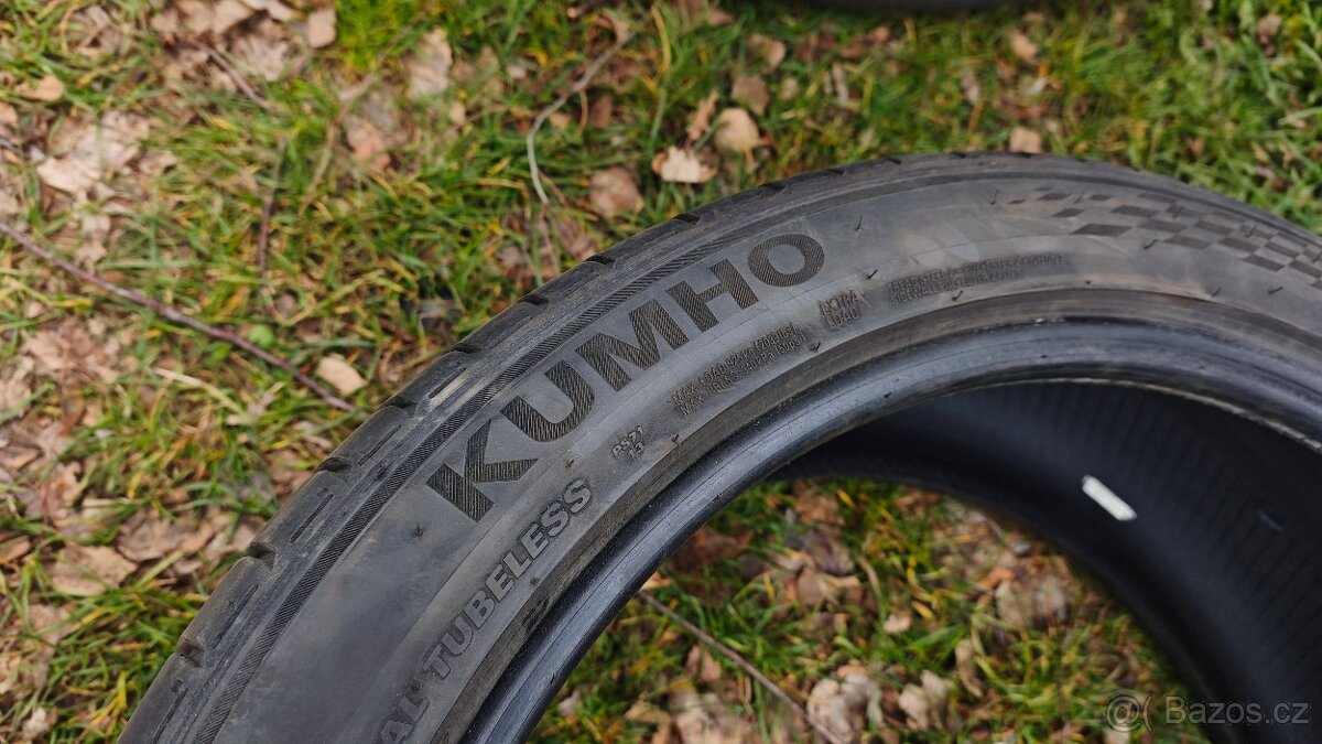 Sada pneu KUMHO 265/40/21 - 3