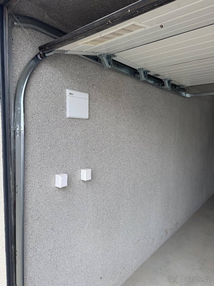 Pronájem garáže Světlá nad Sázavou - 3