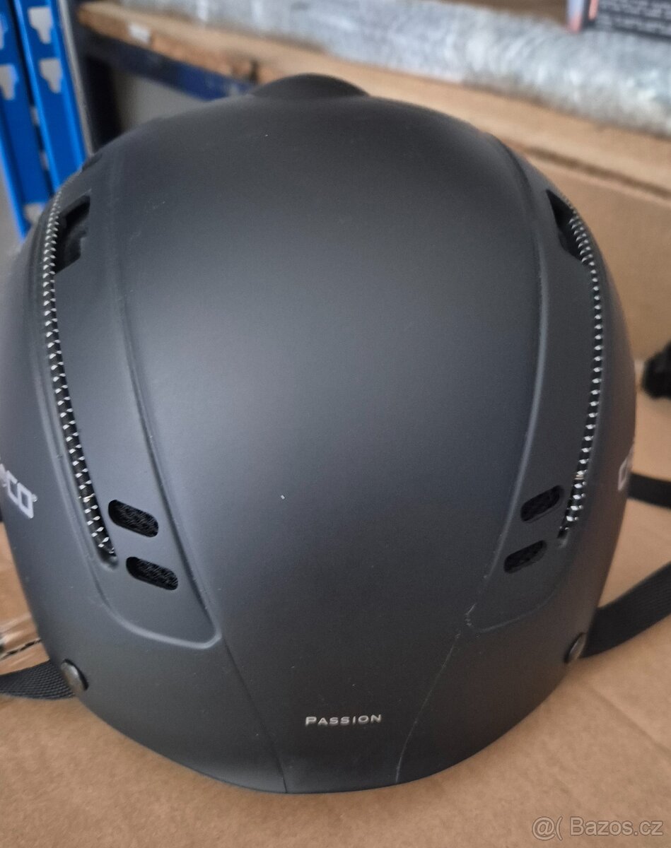 Jezdecká helma na koně casco - 3