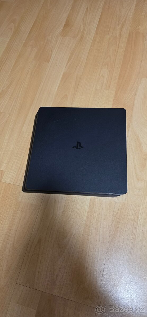 Playstation4 (slim) - 3
