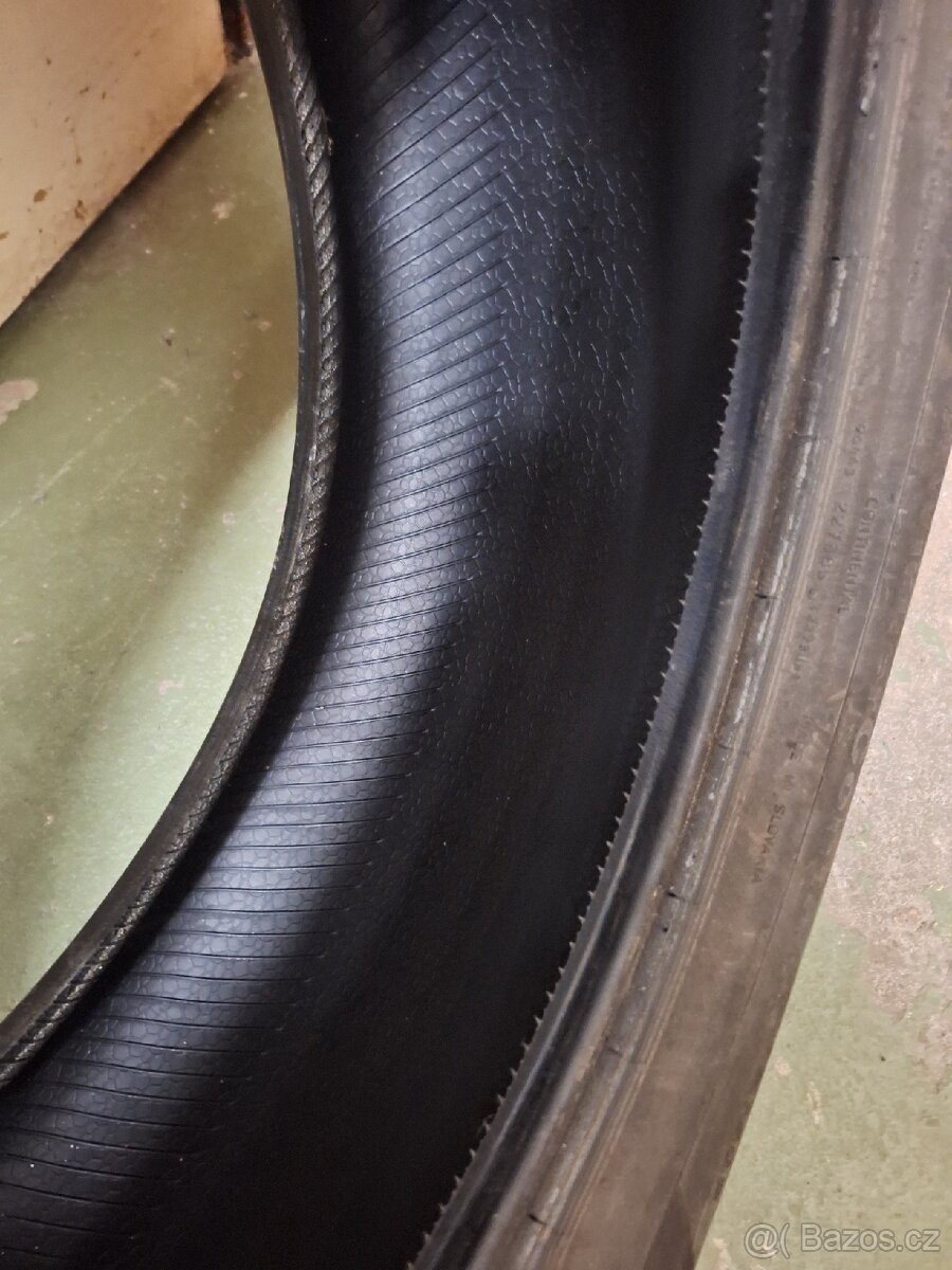 235/55 R17 H, M+S - 3