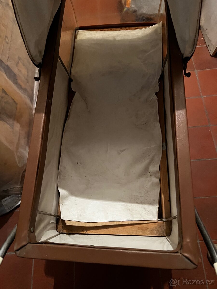 Dětský kočárek RETRO - 3